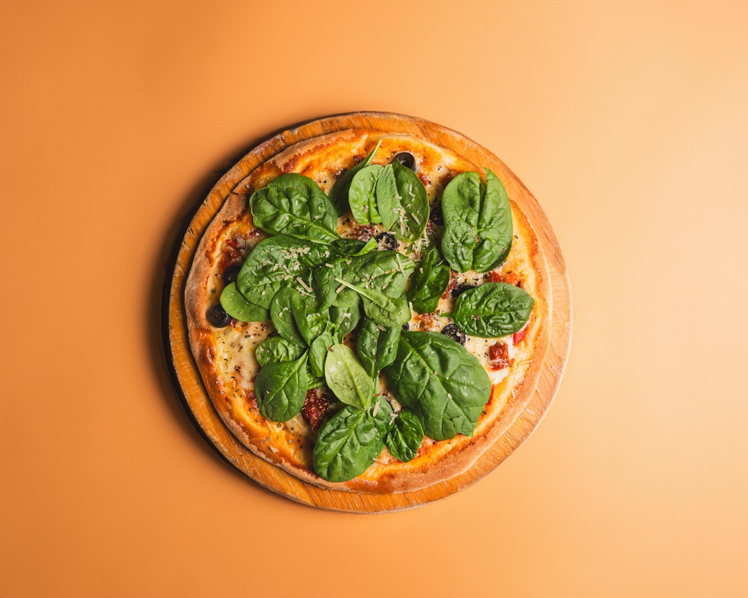 Calorias da pizza de mussarela (fatia, inteira e versão delivery)